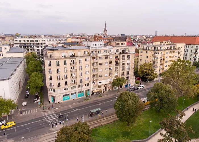 Of Koezraktar Apartament Budapeszt