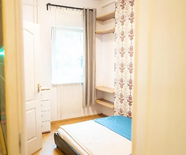 Apartament Of Koezraktar