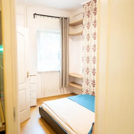 Apartment Of Koezraktar